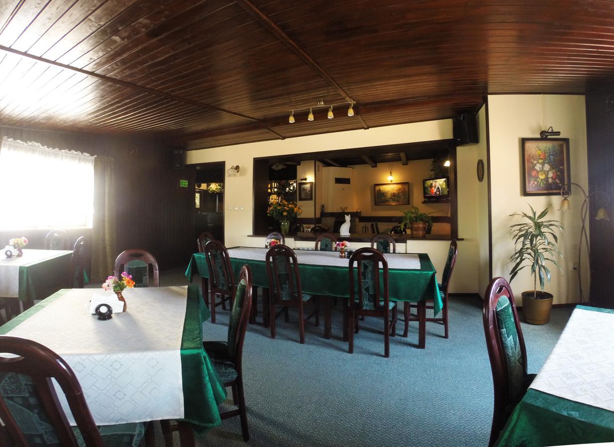 Hotel Kot Siestrzen Екстер'єр фото