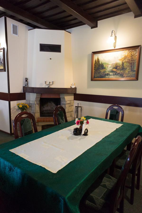 Hotel Kot Siestrzen Екстер'єр фото